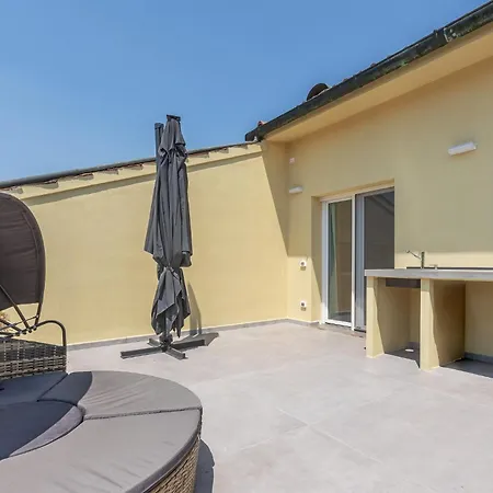 Piazzetta Dei Combattenti Appartamento